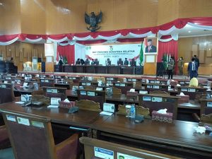 9 Fraksi DPRD Sumsel Sampaikan Pemadangan Umum Terkait Usulan 9 Raperda 