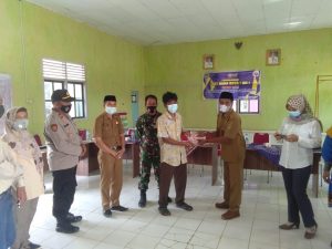 Pemdes Suka Maju Sukses Salurkan BLT-DD 