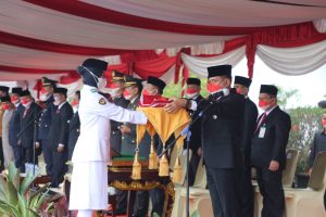 PLH Bupati Oku Pimpin Upacara HUT RI ke 76 Tahun