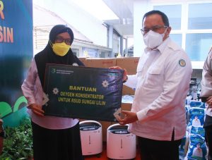 DRA Bagikan Oxygen Konsentrator Serta Resmikan Bank Darah RSUD Sungai Lilin