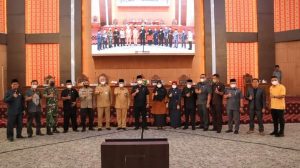 Wawako Hadiri Paripurna DPRD Mendengarkan Laporan Hasil Reses III Anggota Dewan 