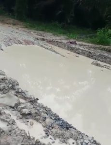 Jalan di Trans Subur Muratara Mirip Kubangan Kerbau