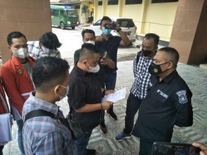 Mahasiswa UKB Palembang Gelar Demo Desak Kapolda Tindak Tegas Aksi Debt Collector dan Premanisme