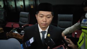 Adzanu di Lantik dan Di Ambil Sumpah Sebagai Wakil Ketua DPRD kota Palembang