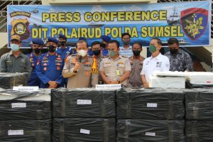 Ditpolairud Polda Sumsel Gagalkan Penyelundupan Benih Lobster Amankan Tiga Orang Pelaku