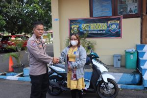 Seusai Vaksin, Warga Mambang Terima Hadiah Motor