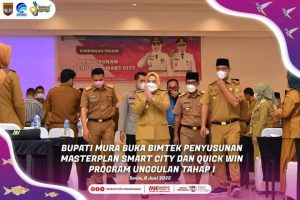 Buka Bimtek Smart City, Bupati Ingatkan OPD Pantau Informasi Terintegrasi Pemda