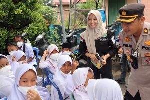 ” Temu Warga Presisi” Kapolres Mura Jalin Silaturahmi Ke Desa Bingin Jungut