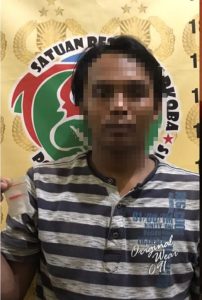 Simpan Sabu Dalam Tas Selempang, Darsono Di Cegat Toyo DPO