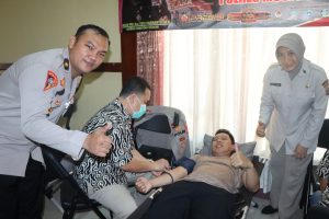 Wakapolres Mura Ikuti Bakti Donor Darah di Gedung Atdmani Wedhana