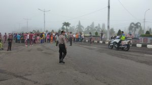 Polres Musi Rawas Sukseskan Pengamanan Acara Jalan Santai HUT Guru Nasional Dan PGRI